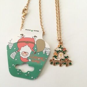 New Gold Tone Decorative Christmas Tree Necklace